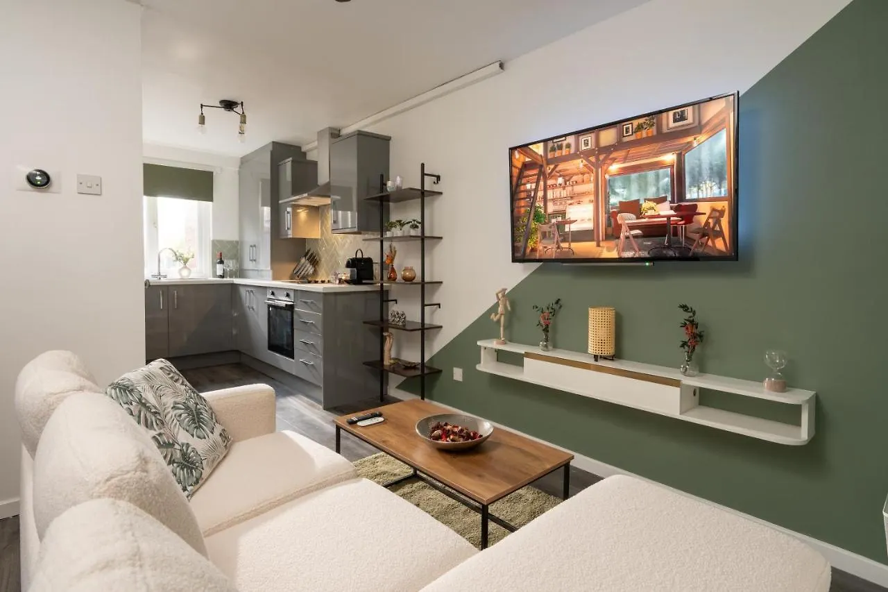 City Vibe Haven - Modern 2 Bed Apartment With High Speed Wi-Fi Belfast 0*,  United Kingdom