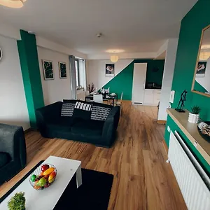 Apartment 2br Mountain View Centre, Belfast